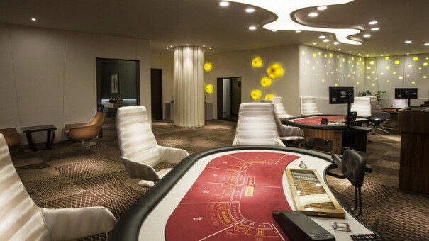 Can Baccarat double bet win money?