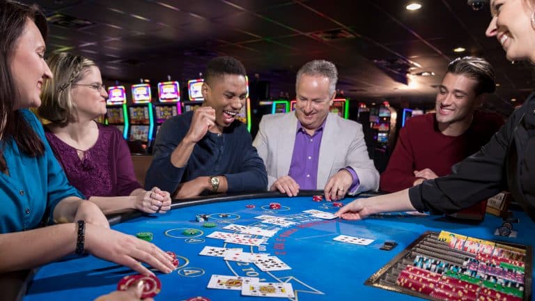 Paano makalkula ang halaga ng card ng blackjack 1 lucky cola blackjack Ang blackjack ay maaaring isang madaling laro ng casino para sa mga manlalaro sa site ng Lucky Cola.
